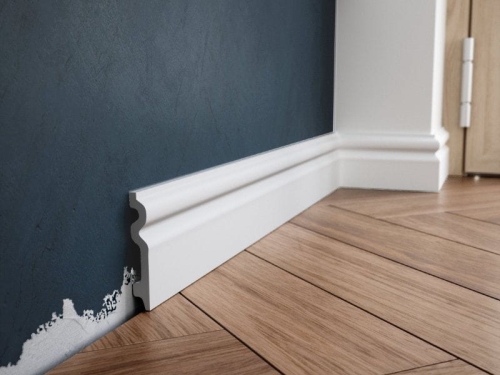 Biała-listwa-przypodłogowa-Creativa-PRO-109.jpg