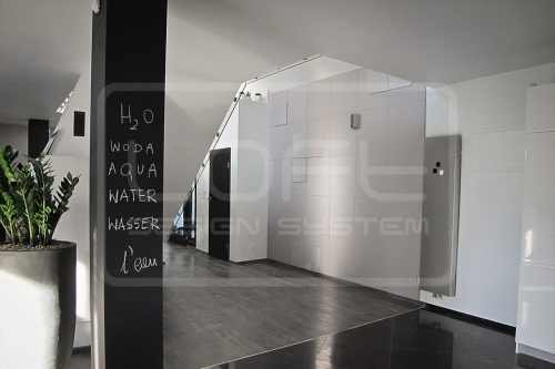 model_06_1.jpg