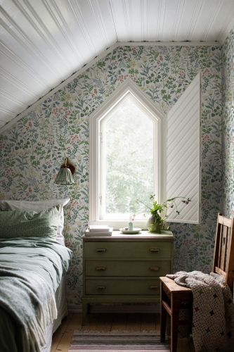 Kwiatowa-tapeta-Flora-4180-w-żywych-kolorach.jpg