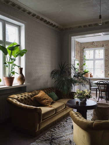 Boras Tapeter Dreamy Escape Golden Arches 4275 salon.jpg