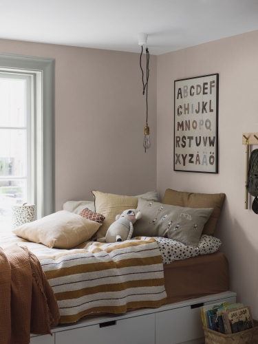 Boras Tapeter Linen Soft Blush 4326 sypialnia.jpg