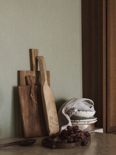 Boras Tapeter Linen Soft Olive 4335 stol.jpg