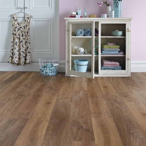 podłoga-winylowa-Designflooring-jasny-brąz.jpg