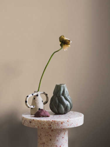 ShellSand-3_Image_Roomshot_Livingroom_Item_7575.jpg