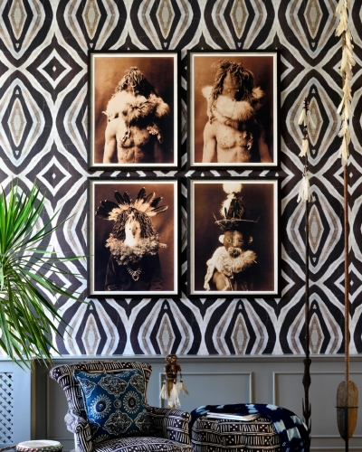 MINDTHEGAP The Home of Eccentric Man Idube WP20418