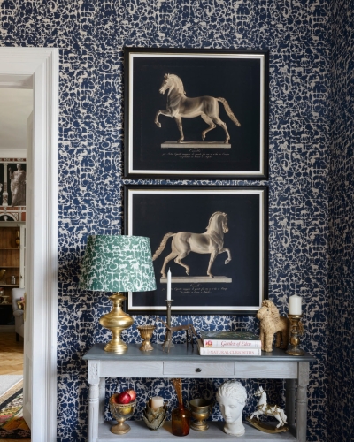 MINDTHEGAP The Home of Eccentric Man Royal Hunting WP20420