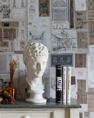 MINDTHEGAP The Home of Eccentric Man The Sketch Book WP20424