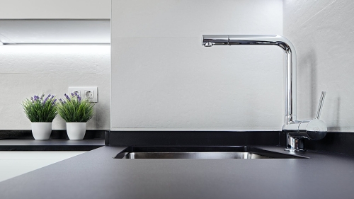 cocina-con-encimera-en-dekton-domoos (1).jpg
