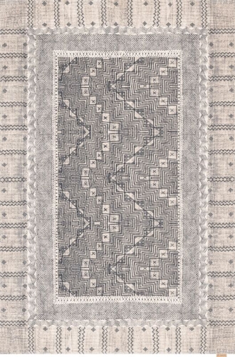 dywan-bezowy-z-geometrycznym-wzorem.jpg