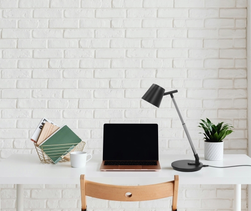 Lampka biurkowa K-BL1527 CZARNY z serii BOLEK