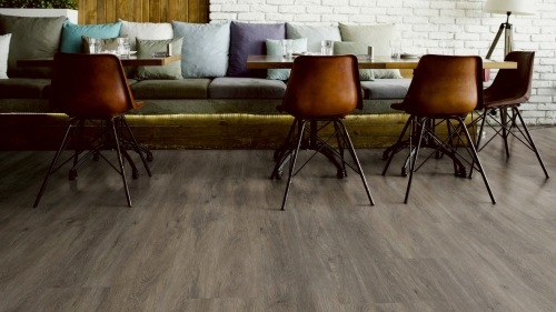 Podłoga winylowa ter Hürne Pro Dąb Canberra Deska wizualizacja salon