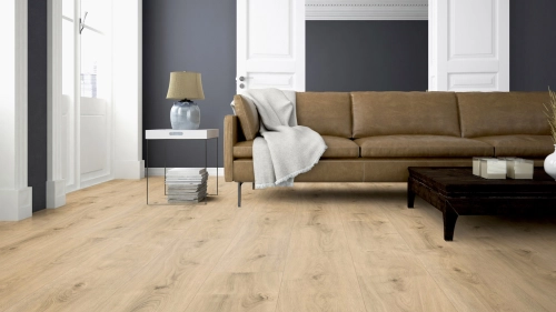 Podłoga winylowa  ter Hürne  Comfort Solid Wood Edition Dąb Boston Długa deska wizualizacja salonu