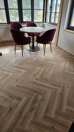 Podloga-winylowa-Republic-Floor-Lion-Adventure-L005-Oceanside (2).webp