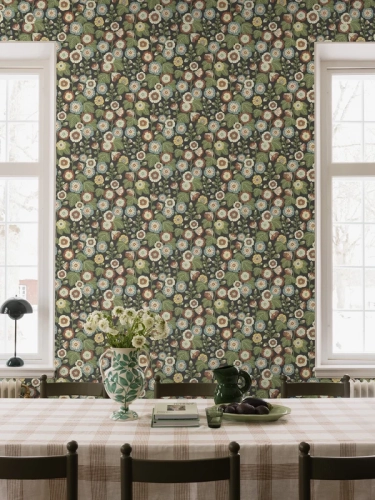 9173_HappyHollyhocks_Roomshot_4_web.webp