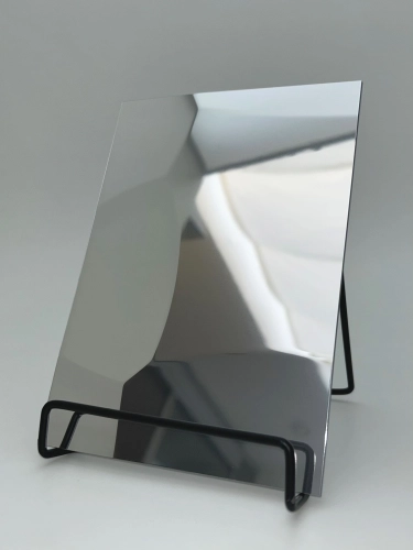 sl-facet-silver-aufsteller.jpg