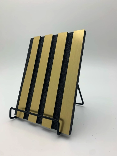 ap-brass-brushed-matt-ar-aufsteller.jpg